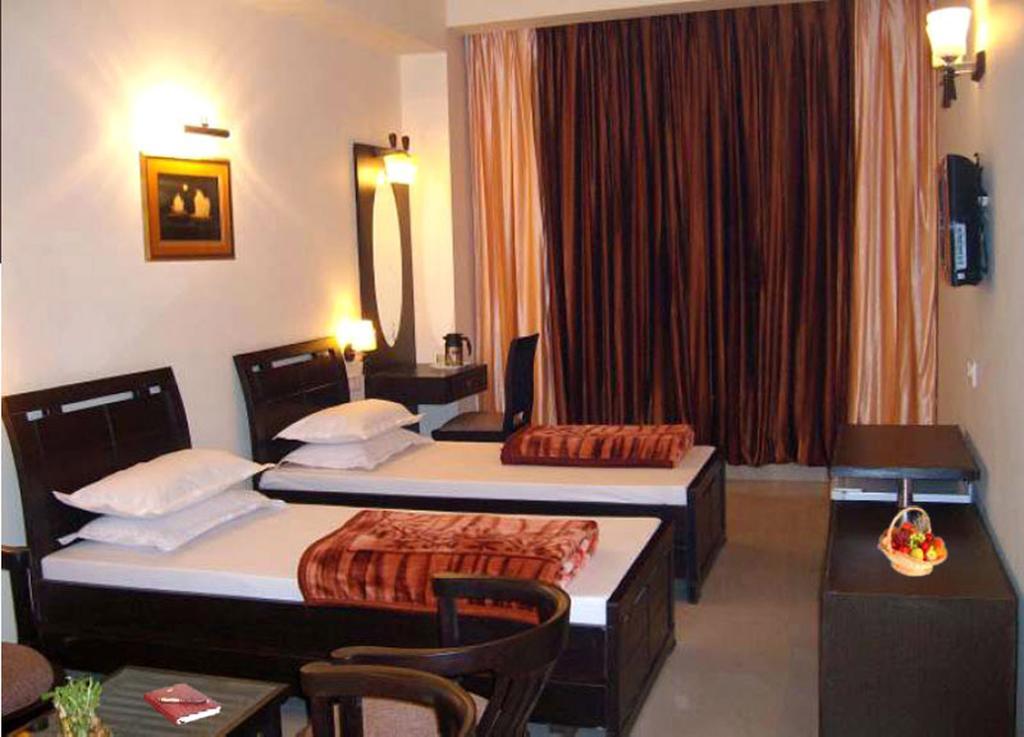 Hotel Hong Kong Inn Amritsar Værelse billede