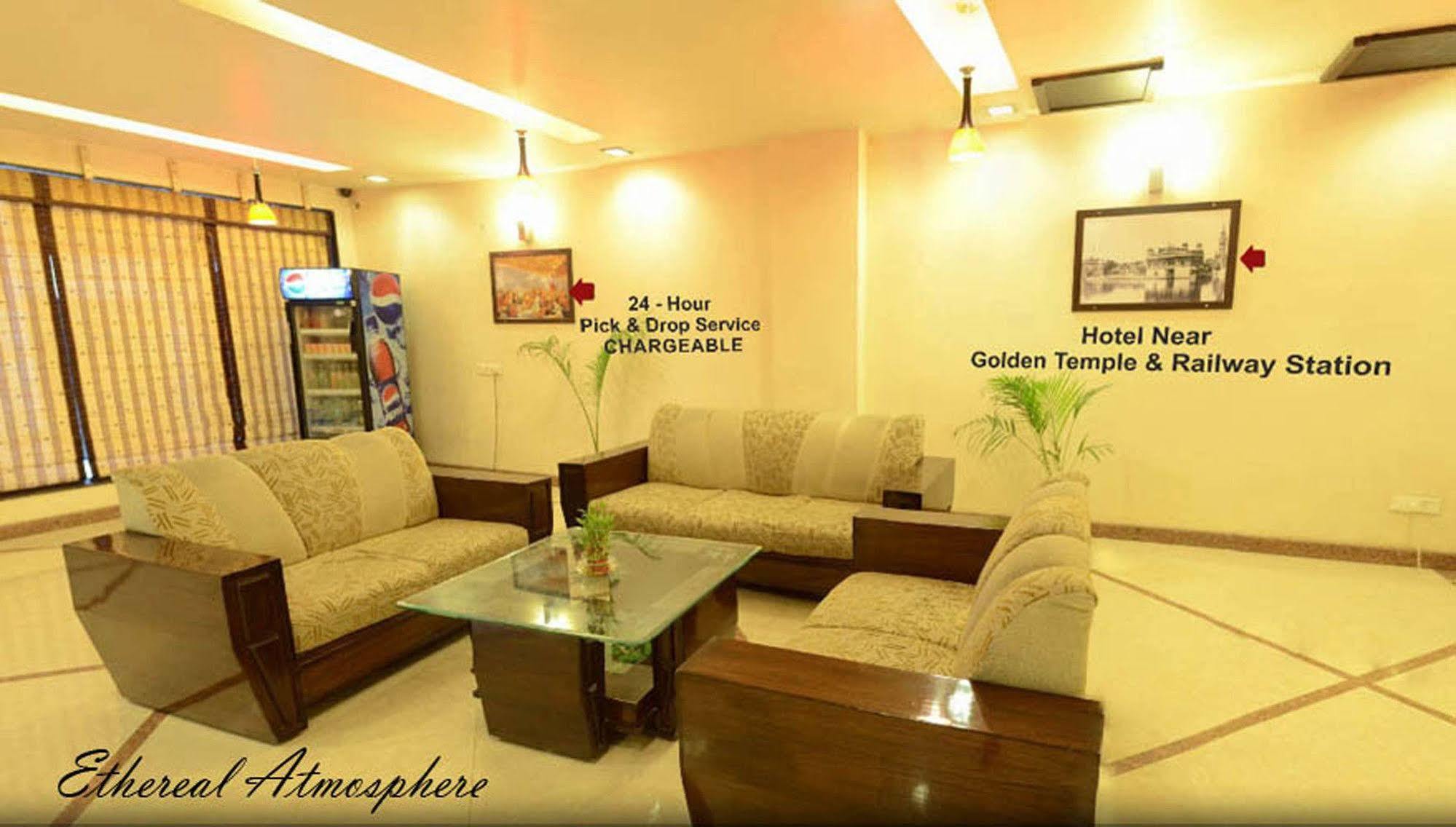 Hotel Hong Kong Inn Amritsar Eksteriør billede