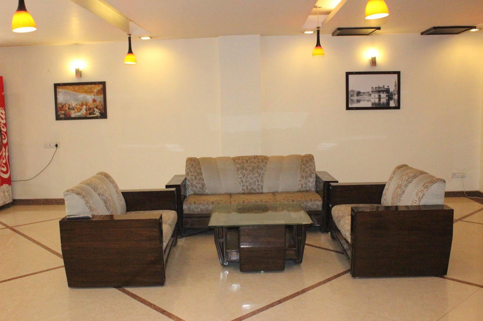 Hotel Hong Kong Inn Amritsar Eksteriør billede