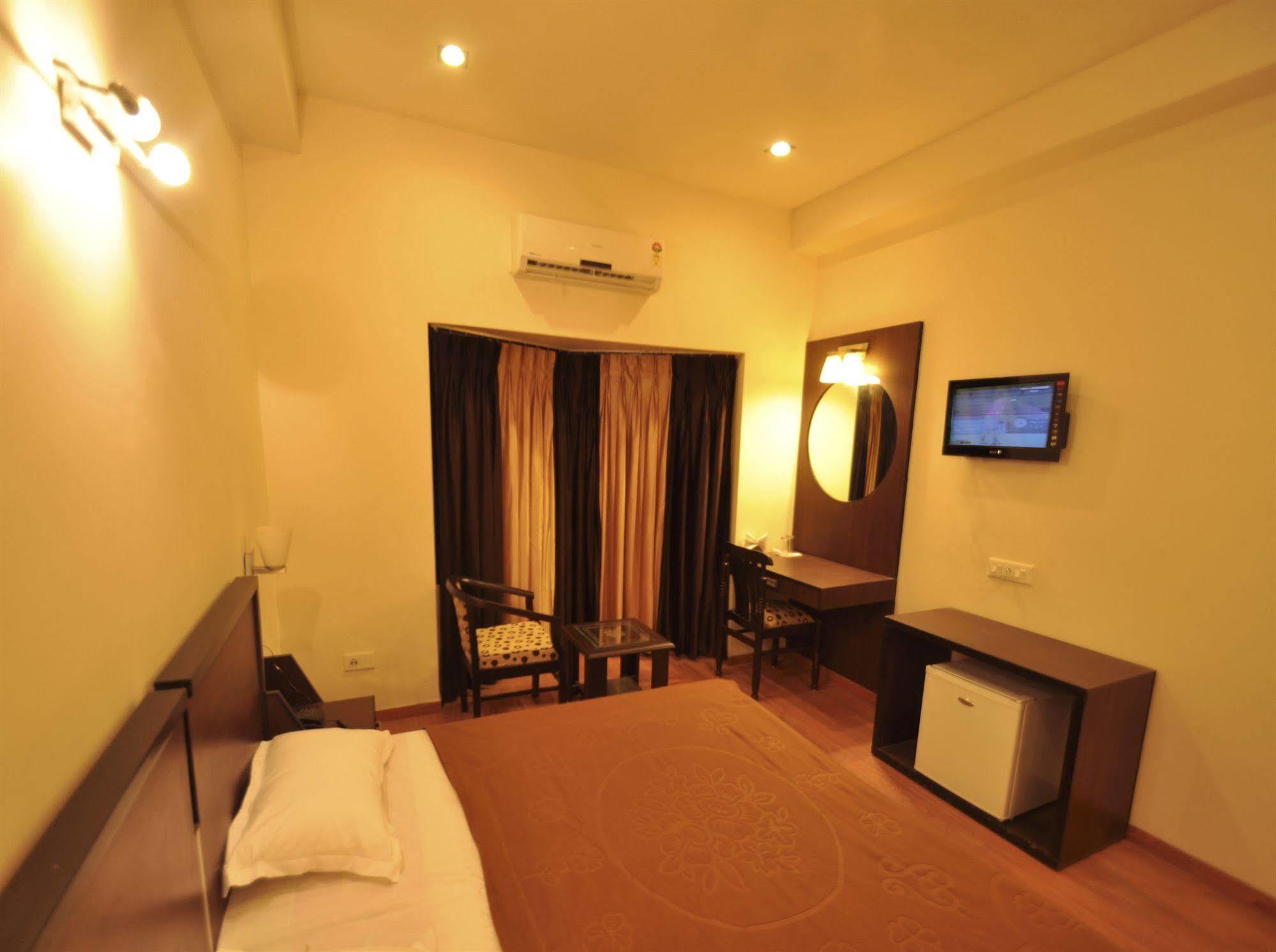 Hotel Hong Kong Inn Amritsar Eksteriør billede