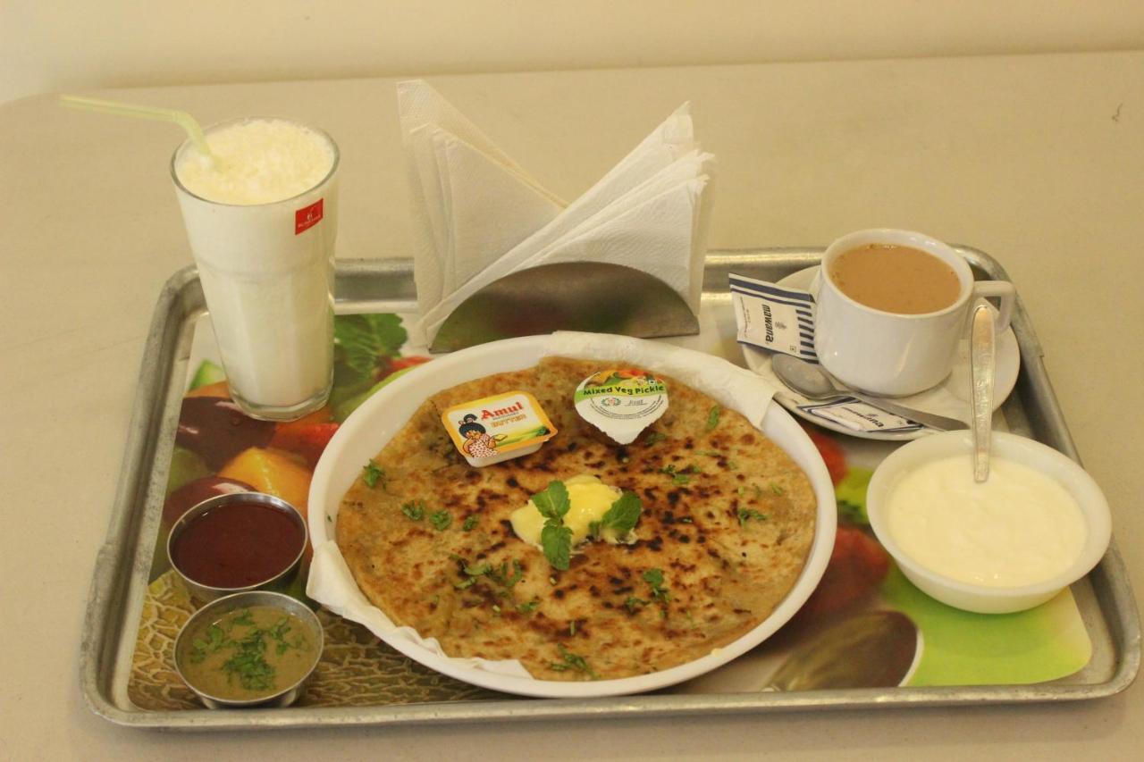 Hotel Hong Kong Inn Amritsar Eksteriør billede